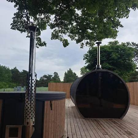 House With Padel Court, Hot Tub And Sauna! Holiday home *