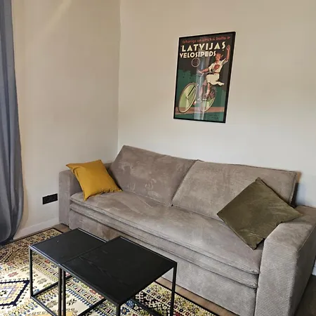 House With Padel Court, Hot Tub And Sauna! Holiday home Liepaja
