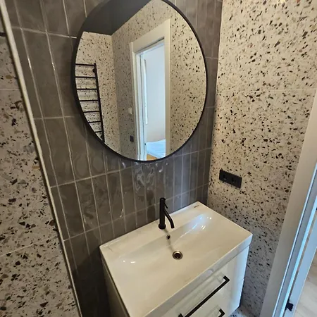 House With Padel Court, Hot Tub And Sauna! Holiday home